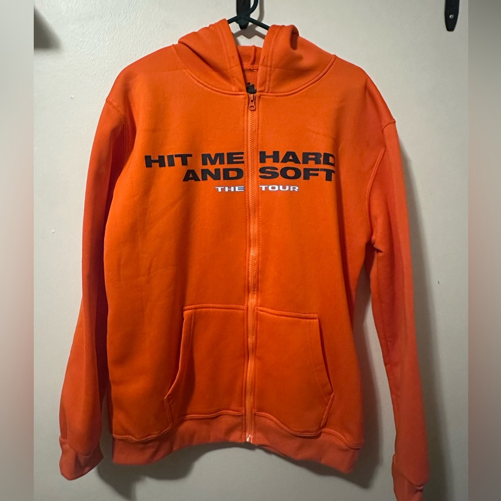 Billie Eilish Hit Me Hard And Soft Tour Zip Up Hoodie - Orange - size XL